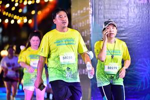 BIB: 301, 50210, 50279
                            <button type="button" onclick="openModal(21804299)" class="btn btn-primary btn-sm float-right btn-popup" data-toggle="modal" data-target=".modal-high-quality">
                        <i class="fas fa-shopping-cart"></i> Add to Cart
                    </button>
                                            <button type="button" onclick="isThisMe(21804299, true)" class="btn btn-success btn-sm float-right btn-popup btn-isme hidden" data-toggle="tooltip" data-placement="bottom" title="นี่คือรูปของคุณใช่ไหม คลิกที่นี่เพื่อเอาเข้าอัลบั้ม">
                        <i class="fas fa-plus"></i> Add to album
                    </button>
                    <button type="button" onclick="isThisMe(21804299, false)" class="btn btn-warning btn-sm float-right btn-popup btn-isnotme hidden">
                        <i class="fas fa-ban"></i> Remove from album
                    </button>